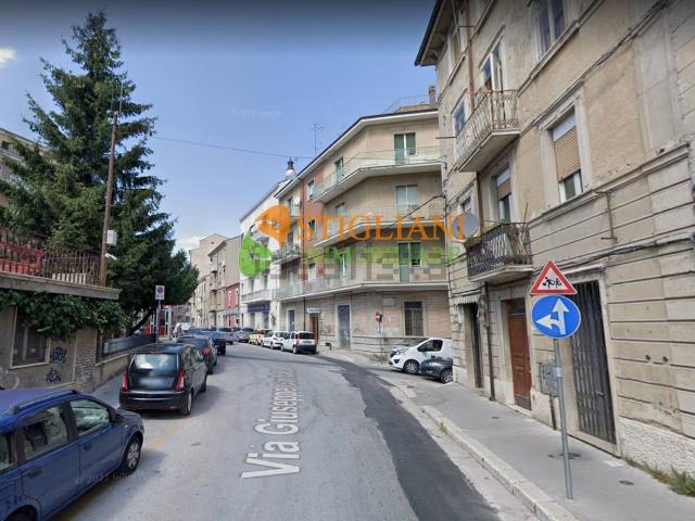 Locale in affitto di 30 m² in Via Giuseppe Garibaldi