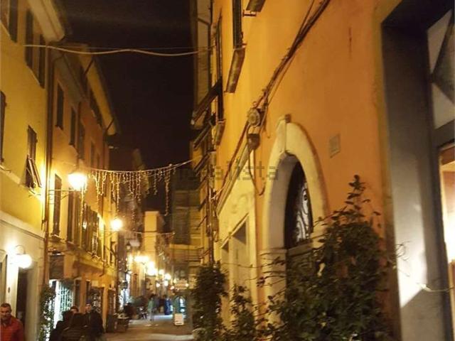 Locale in affitto di 30 m² in Via Mazzini