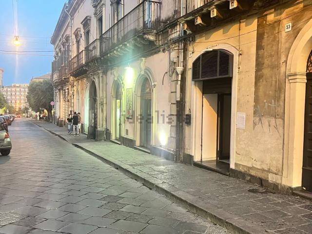 Locale in affitto di 30 m² in Via Paolo Vasta