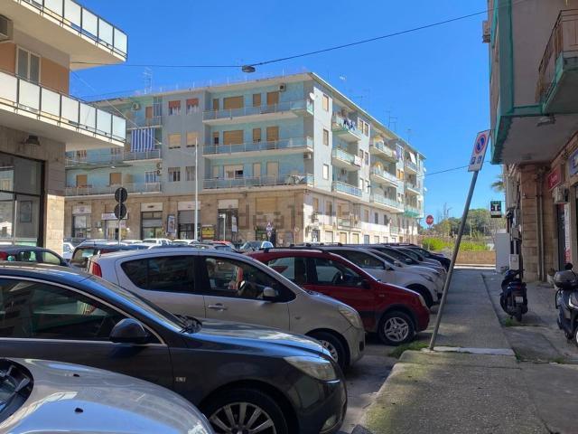 Locale in affitto di 30 m² in Via Pescara