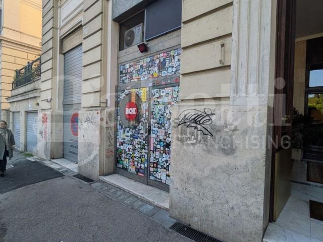 Locale in affitto di 30 m² in Via Savoia