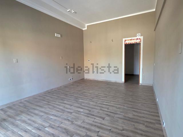 Locale in affitto di 30 m² in Viale alla Marina, 81