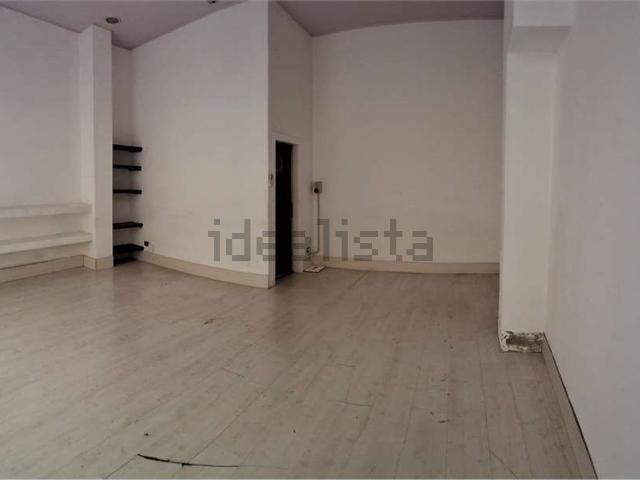Locale in affitto di 30 m²