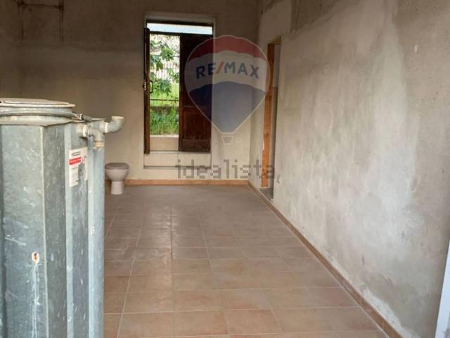 Locale in affitto di 30 m²