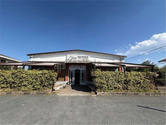 Locale in affitto di 315 m²
