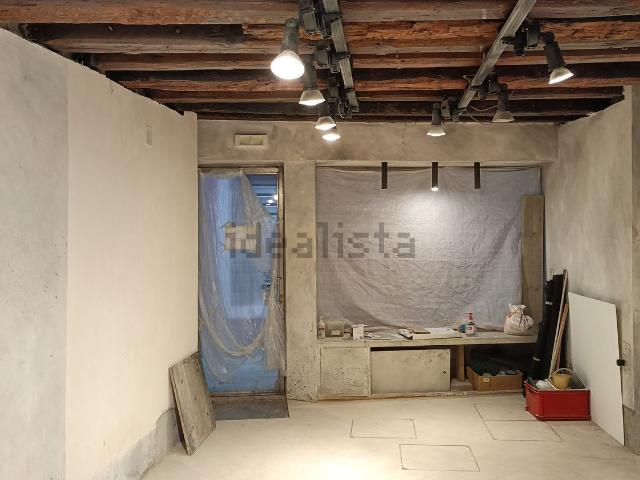 Locale in affitto di 32 m² in Calle de la Regina, 2260