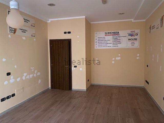 Locale in affitto di 32 m² in Via Valdambrini, 123
