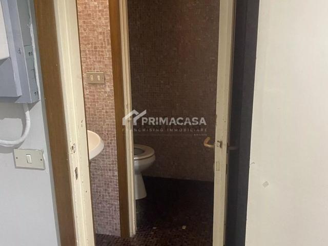 Locale in affitto di 32 m² in Via Bronzino