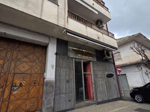 Locale in affitto di 32 m² in Via Giovanni XXIII, 136