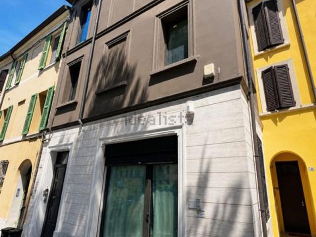 Locale in affitto di 32 m² in Via Maggiore, 51
