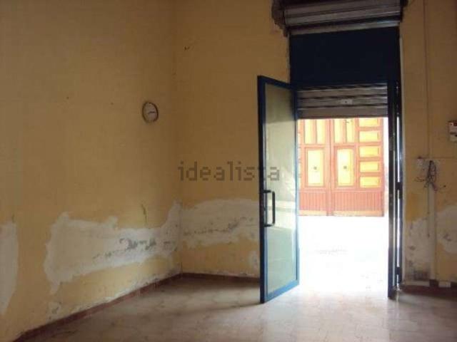 Locale in affitto di 32 m² in Via Marra, 1