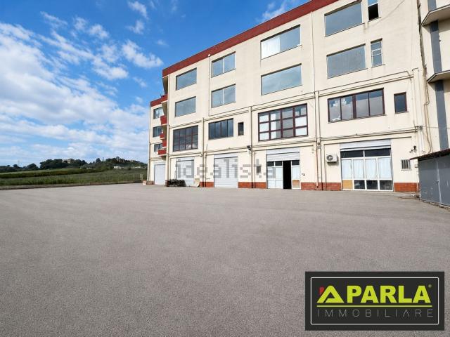 Locale in affitto di 3350 m² in Via Giudice Antonino Saetta, 29