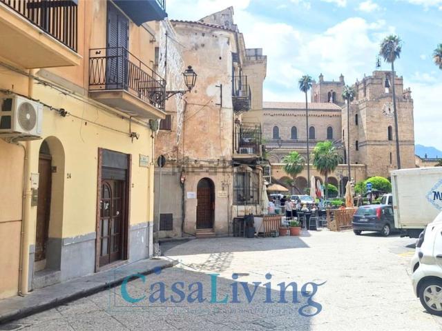 Locale in affitto di 37 m² in Piazza Vittorio Emanuele, 25