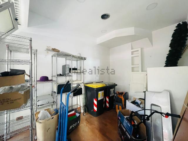 Locale in affitto di 37 m² in Via Domenico Cucchiari