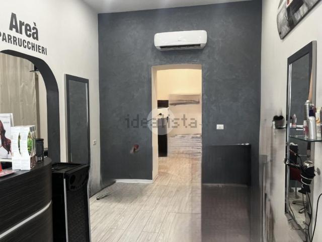 Locale in affitto di 37 m² in Viale Tibaldi, 38