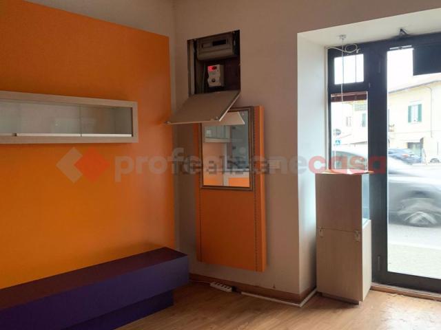 Locale in affitto di 37 m²