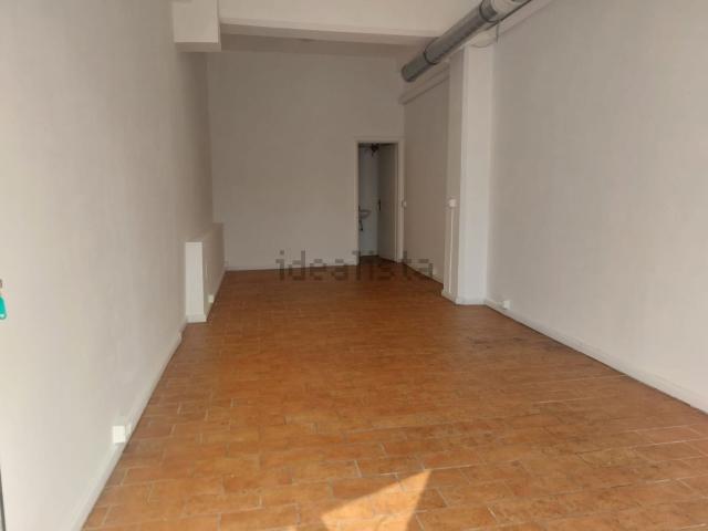 Locale in affitto di 34 m² in Via degli Ausoni, 49