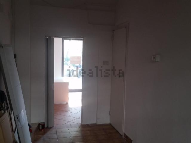 Locale in affitto di 34 m² in Viale San Martino, 326