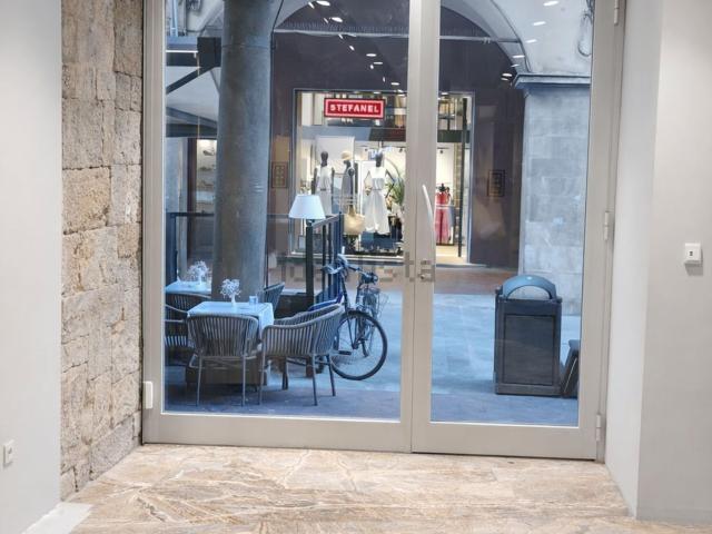 Locale in affitto di 35 m² in Borgo Stretto