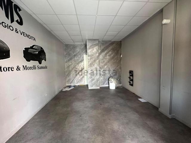Locale in affitto di 35 m² in Corso Europa, 180