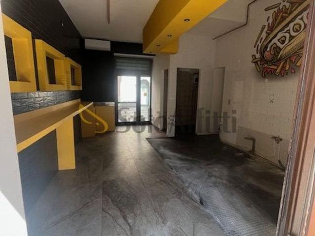 Locale in affitto di 35 m² in Corso Gabriele Manthone