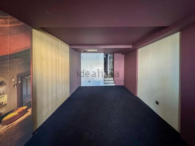 Locale in affitto di 35 m² in Piazza Duomo, 14