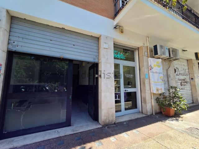 Locale in affitto di 35 m² in Piazza Pietro Merolli, 35