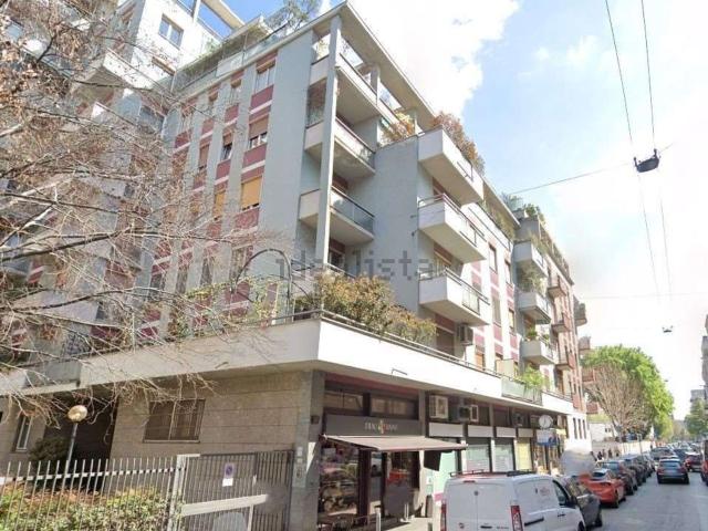 Locale in affitto di 35 m² in Via Augusto Anfossi
