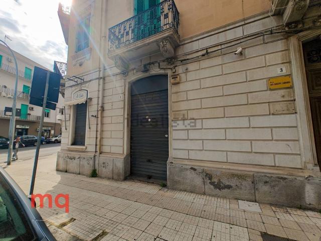 Locale in affitto di 35 m² in Via Cernaia, 1