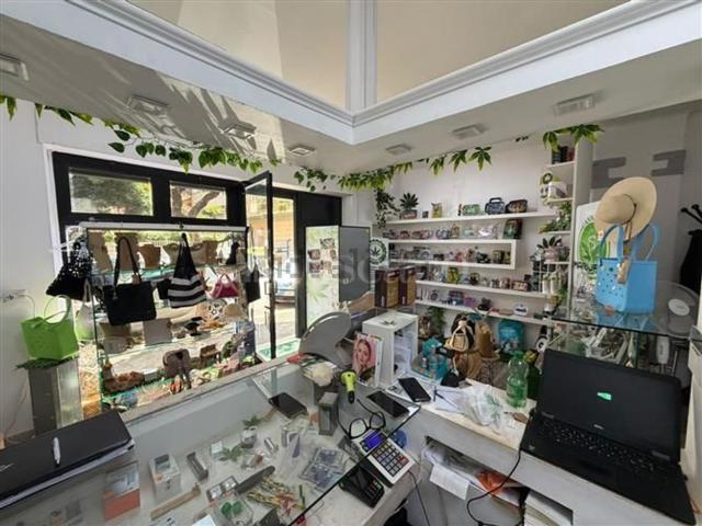 Locale in affitto di 35 m² in Via dei Panfili