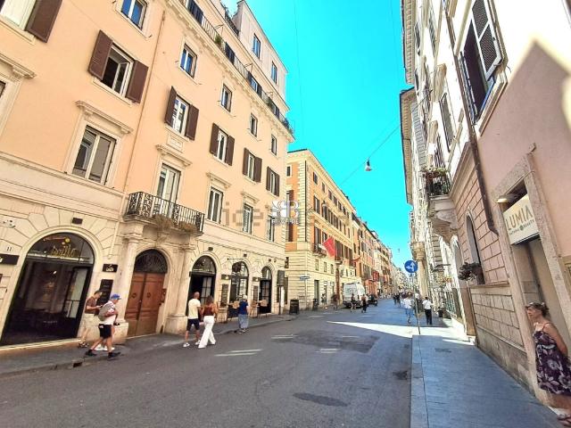 Locale in affitto di 35 m² in Via del Corso