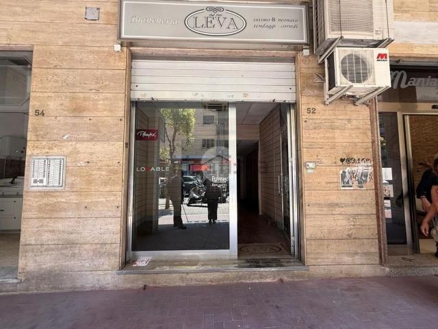 Locale in affitto di 35 m² in Via dell&apos Epomeo, 52