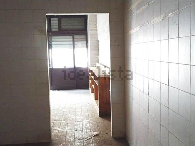 Locale in affitto di 35 m² in Via di Acqua Bullicante, 407