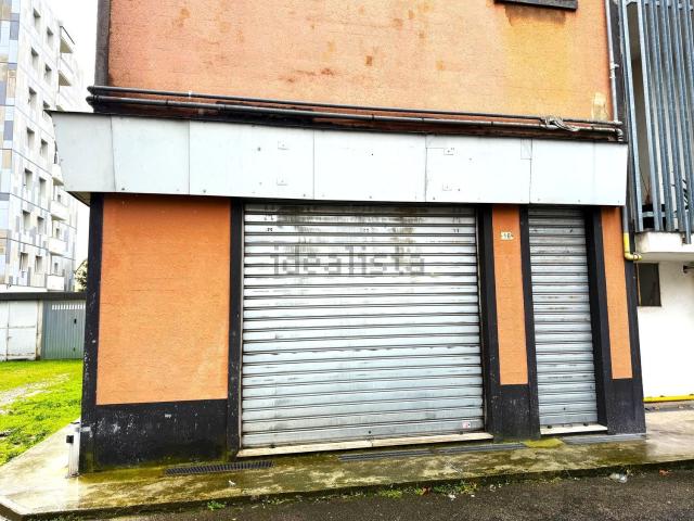 Locale in affitto di 35 m² in Via Ettore Bossi, 16