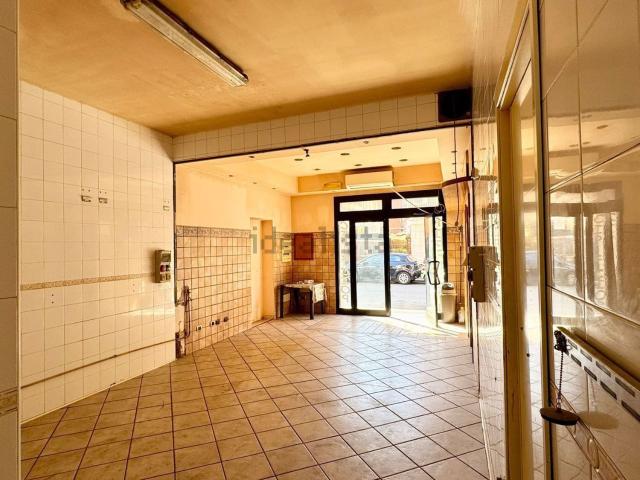Locale in affitto di 35 m² in Via Francesco di Benedetto, 263
