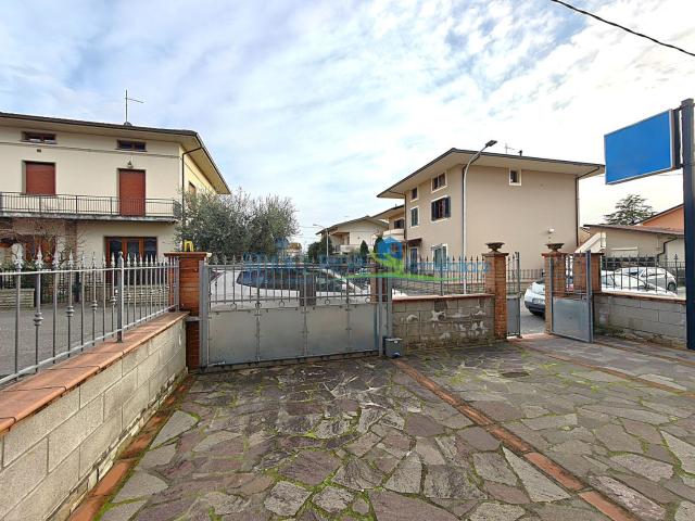 Locale in affitto di 35 m² in Via Francesca Vergine dei Pini