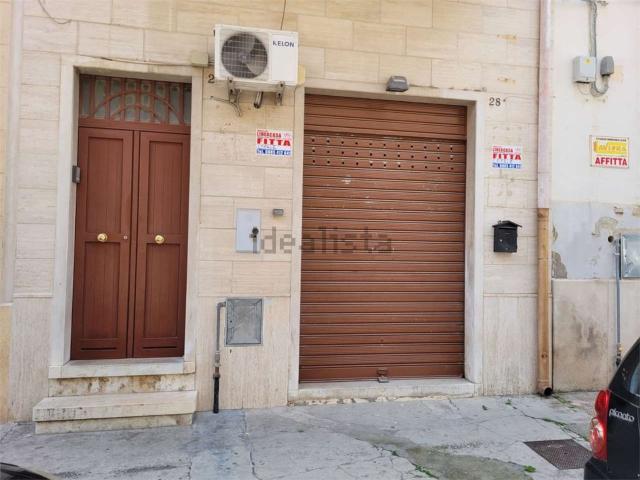 Locale in affitto di 35 m² in Via Goffredo Mameli, 28