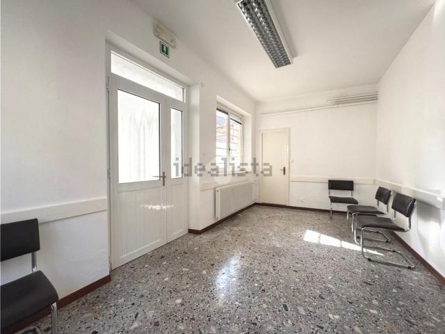 Locale in affitto di 35 m² in Via Liguria, 260