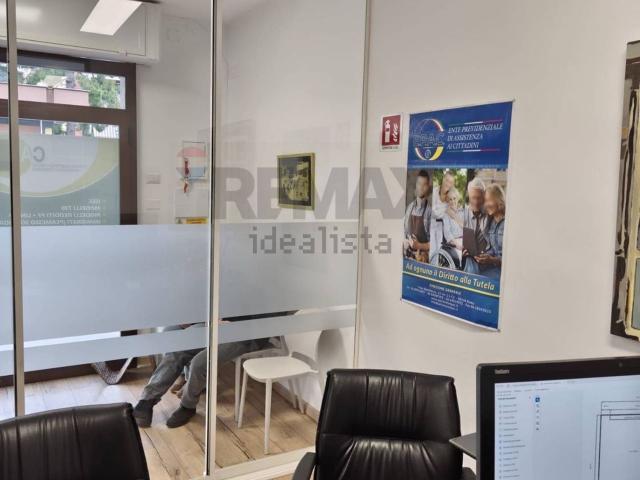 Locale in affitto di 35 m² in Via Orazio Comes, 32