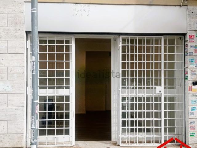Locale in affitto di 35 m² in Via Pietro Cartoni