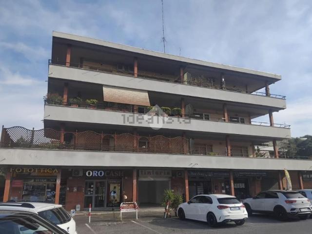 Locale in affitto di 35 m² in Via Portuense, 713