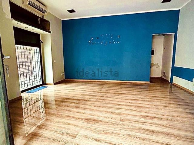 Locale in affitto di 35 m² in Via Principe Nicola