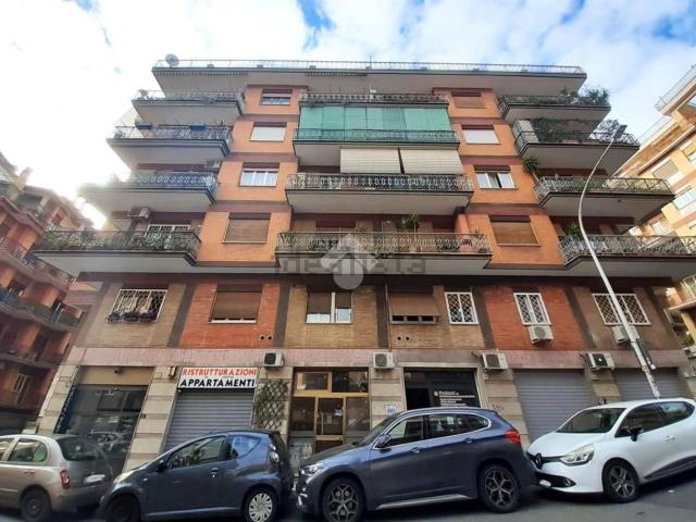 Locale in affitto di 35 m² in Via Raffaele Paolucci, 39