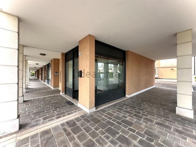 Locale in affitto di 35 m² in Via Serenissima Repubblica, 4