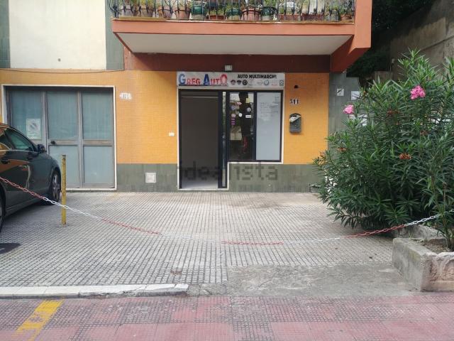 Locale in affitto di 35 m² in Viale Regina Elena, 311