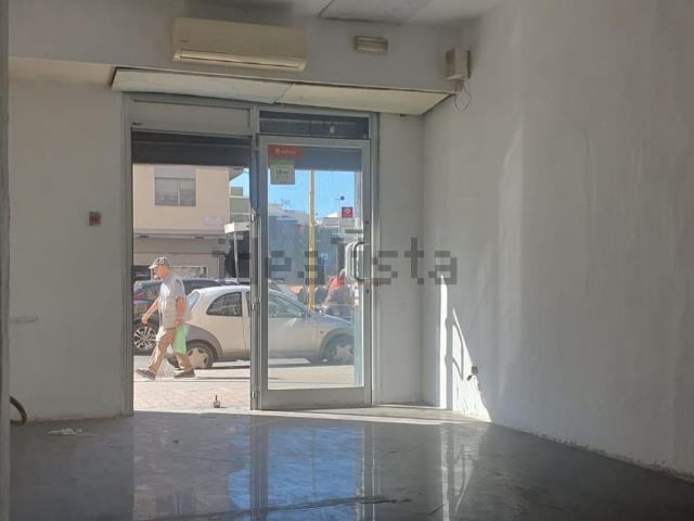 Locale in affitto di 35 m² in Viale Vasco de Gama, 62