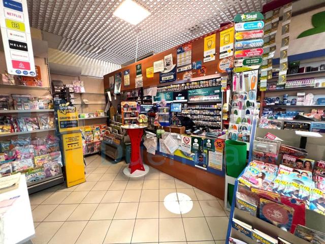 Locale in affitto di 35 m²