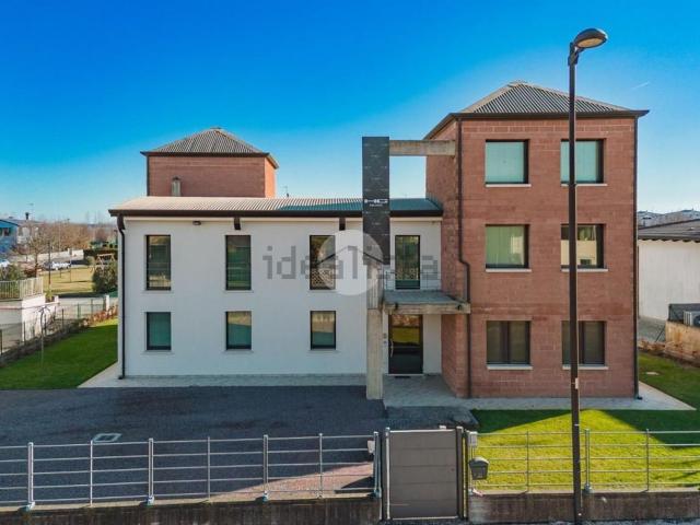Locale in affitto di 360 m²