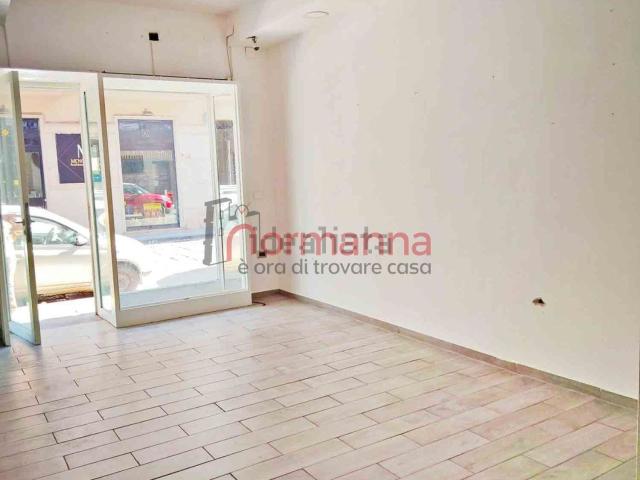 Locale in affitto di 36 m² in Via Armando Diaz