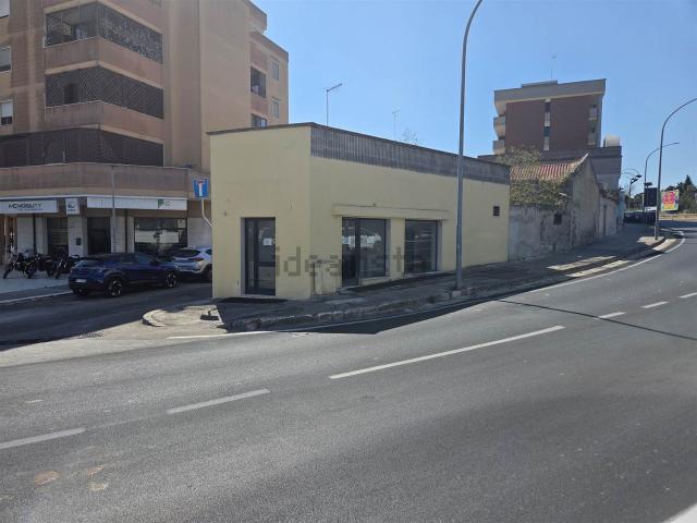 Locale in affitto di 36 m² in Via Provinciale Lecce